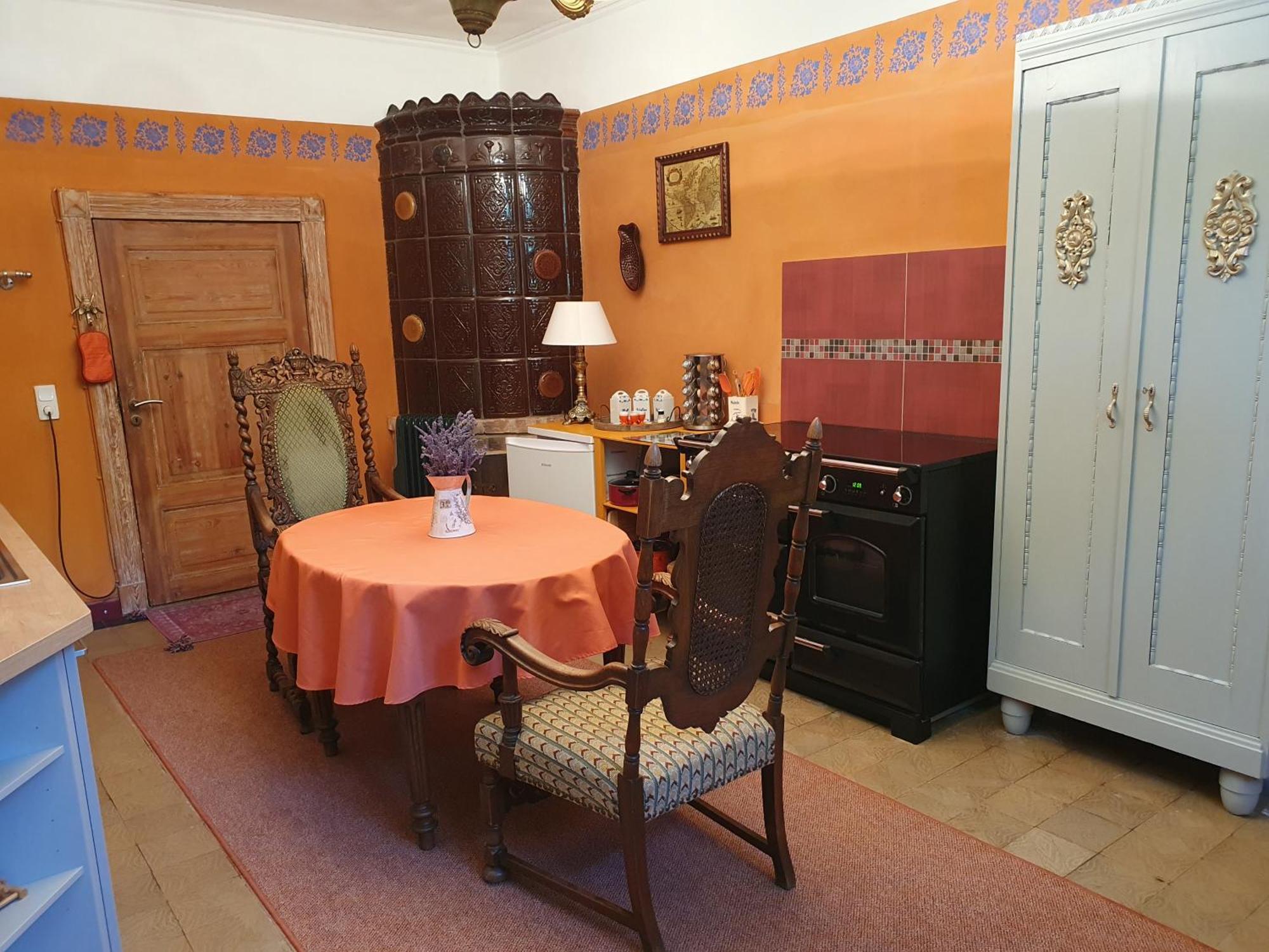 Gesindehaus Am Schloss Kummerower See Kummerow  المظهر الخارجي الصورة